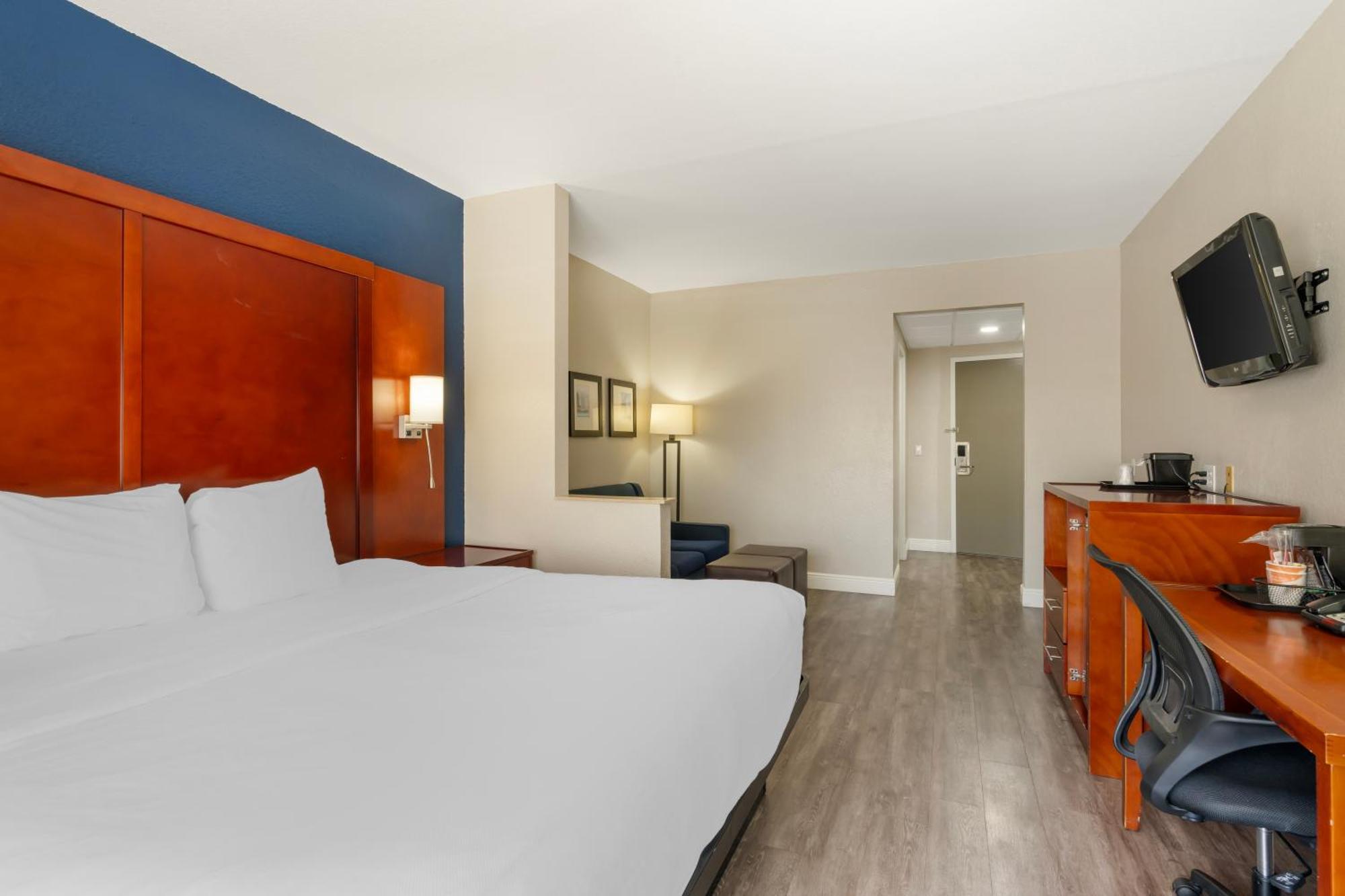 Comfort Suites West Jacksonville Exterior foto
