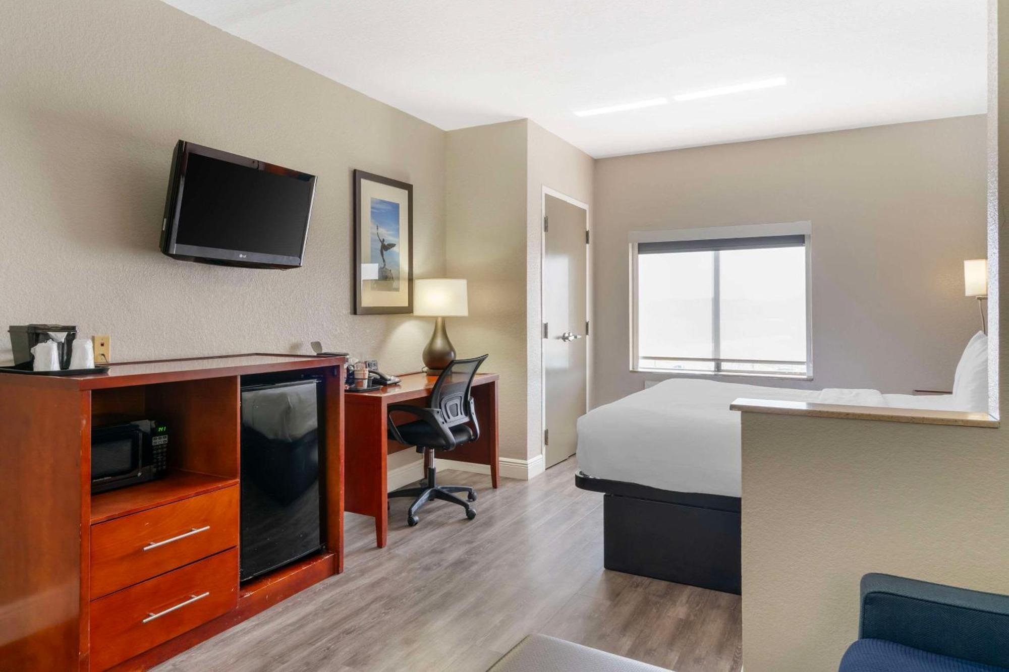 Comfort Suites West Jacksonville Exterior foto